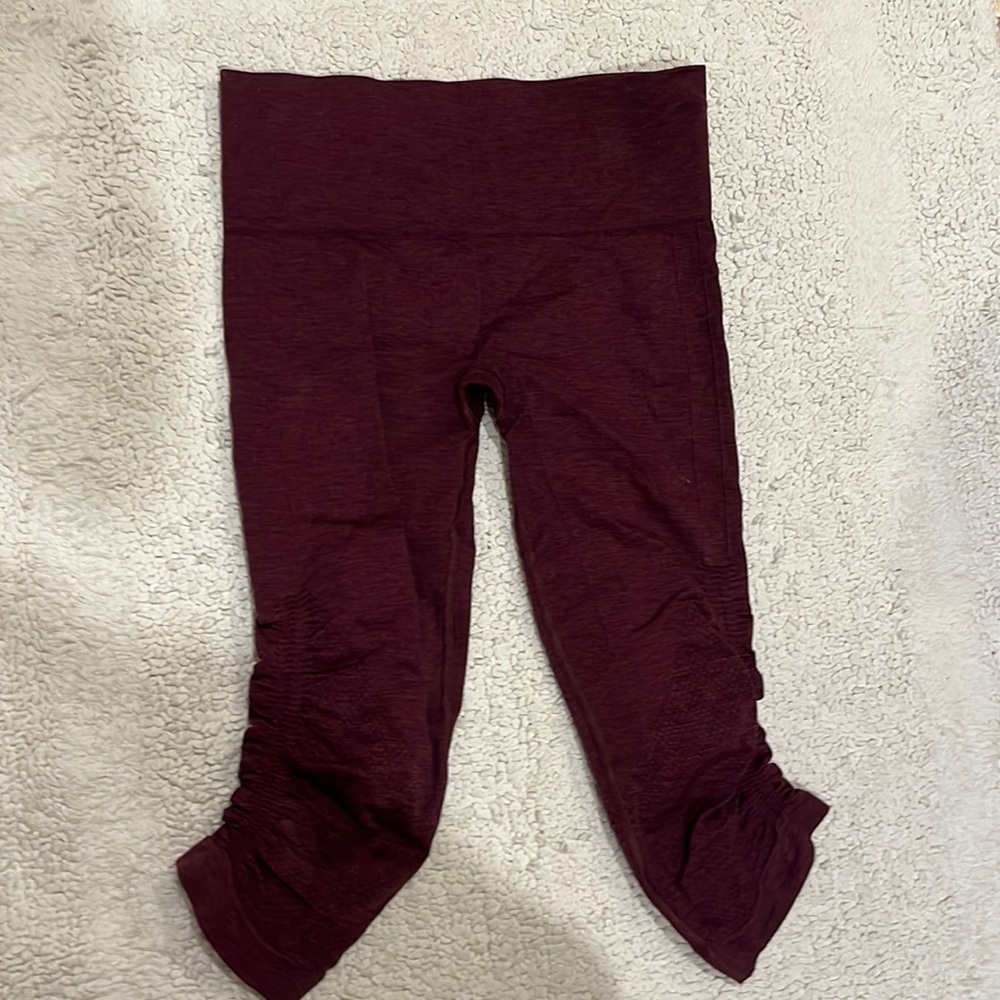 lululemon athletics purple capri leggings